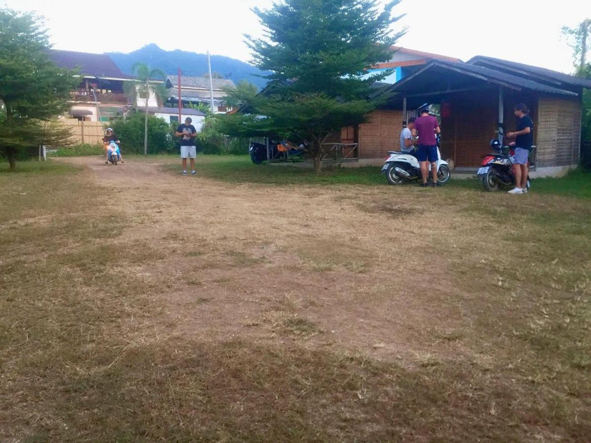 Pai Sleepy Hut Guest House Exterior photo